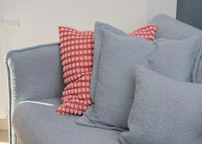 The Motlavian By Renters Prestige