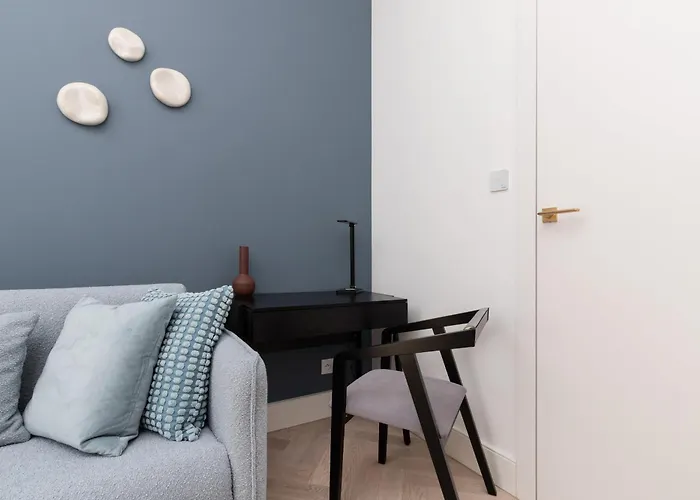 The Motlavian By Renters Prestige Apartman *